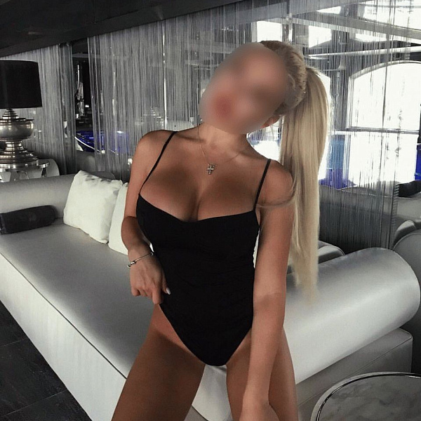 Оленька превью